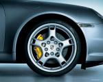 Porsche 911 Carrera S 2005 года